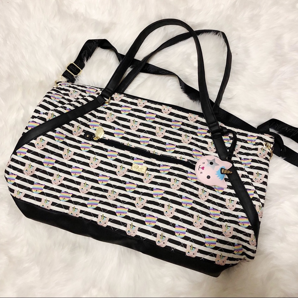 betsey johnson duffle bag